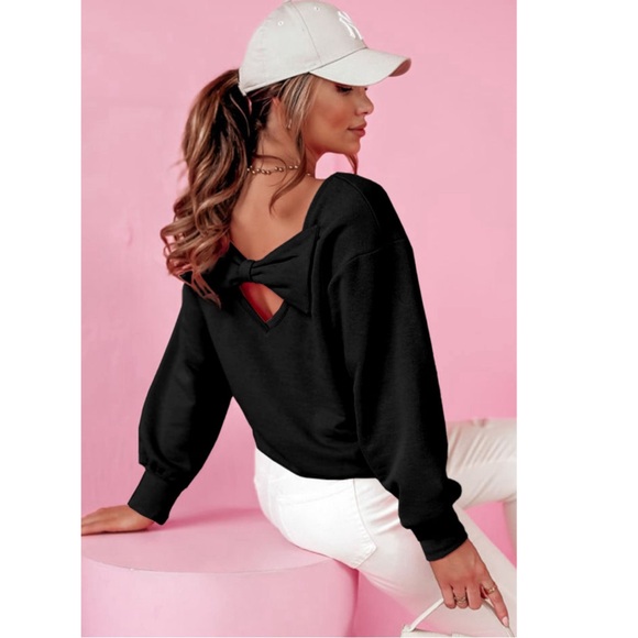 Tops - Black Bow Knot Dewback Round Neck Sweatshirt